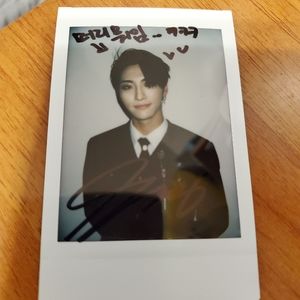 Ateez polaroid photo